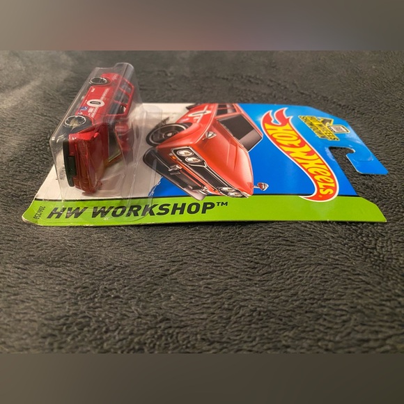 "🥦5/$25🥦"Hot Wheels '71 Datsun Bluebird 510 Wagon - Picture 2 of 4